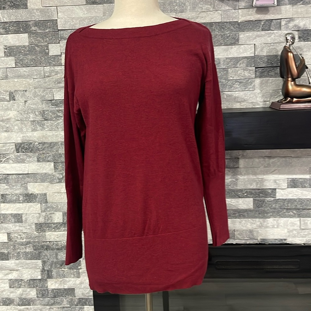 White House Black Market Burgundy balloon sleeve tunic sweater Size S